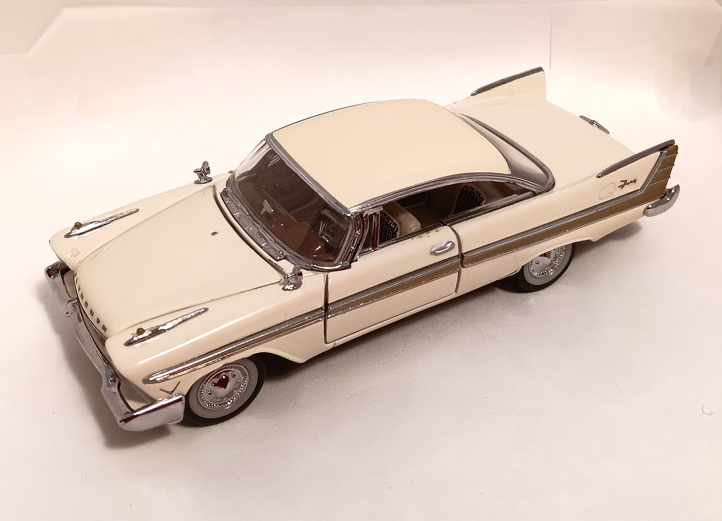 フランクリンミント　1957 1/24 プリムスフューリー　美品 フランクリンミント 1957 1/24 プリムスフューリー 美品 - メルカリ