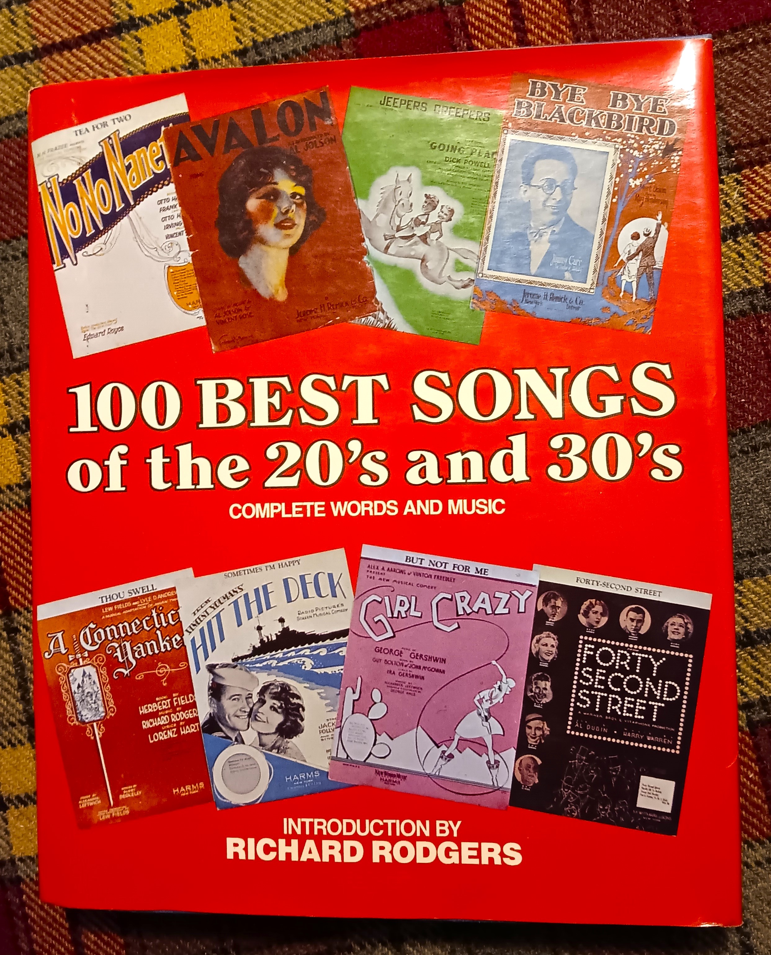 100 Best Songs of the 20s and 30s : Complete Words and Music