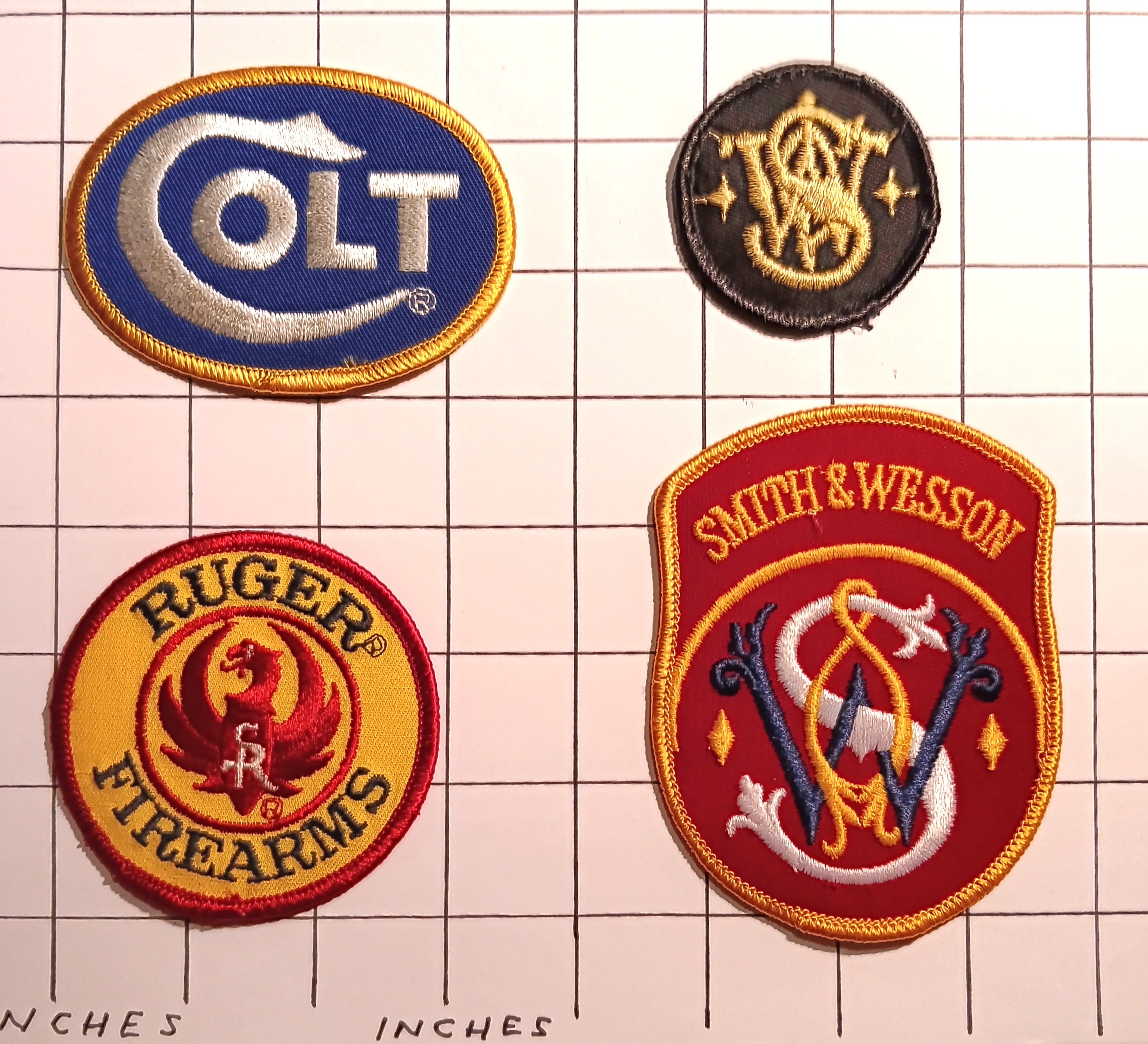 Lot of 4 Firearms Patches : Vintage Embroidered Cloth Patches, Colt, Ruger, Smith & Wesson